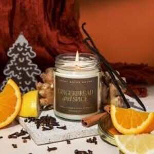 Gingerbread and Spice Holiday Candle